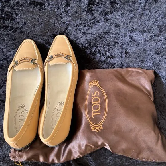 Tod’s Beige Size 7 Loafers - Picture 8 of 8